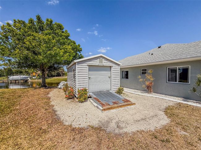 15674 Applewhite Cir, House other with 3 bedrooms, 3 bathrooms and null parking in Port Charlotte FL | Image 58