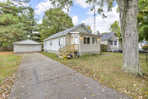 519 7th St, Michigan Center, MI, 49254-1311 | Card Image