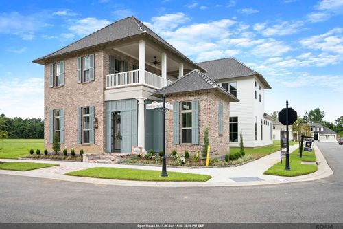 8638 Greenbrier Cove Rd, Baton Rouge, LA, 70817-4052 | Card Image