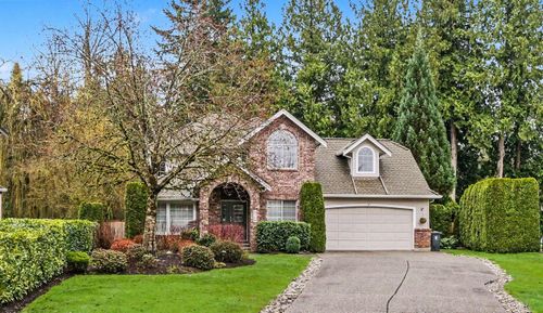 9740 210 St, Langley, BC, V1M2P7 | Card Image
