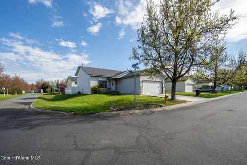 2581 Grenoble, Coeur d'Alene, ID, 83815 | Card Image