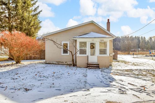 121 Hanover Ct, Hanover, MI, 49241-9658 | Card Image