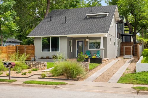 2202 Garden St, Austin, TX, 78702-5602 | Card Image
