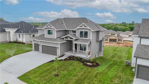 6001 Arapahoe St, Shawnee, KS, 66226-6201 | Card Image