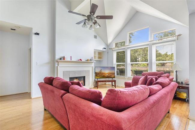 25603 Myrtle Spgs, House other with 4 bedrooms, 3 bathrooms and 2 parking in Spring TX | Image 6