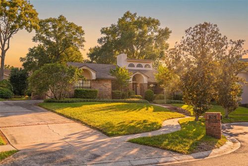 215 Sovereign Ct, Altamonte Springs, FL, 32701-7316 | Card Image