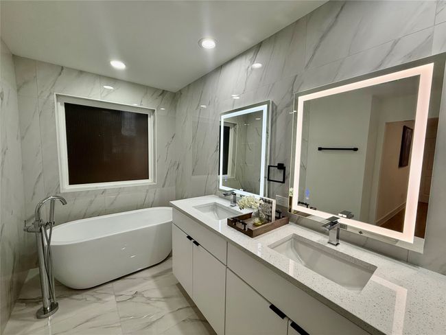 2302 Stone Glen Ln, House other with 3 bedrooms, 2 bathrooms and null parking in Carrollton TX | Image 13