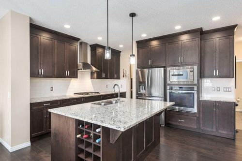 26 Mount Rae Terr, Okotoks, AB, T1S0M6 | Card Image