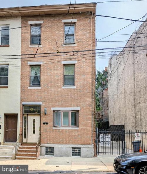 1613 N 18th St, PHILADELPHIA, PA, 19121-3219 | Card Image