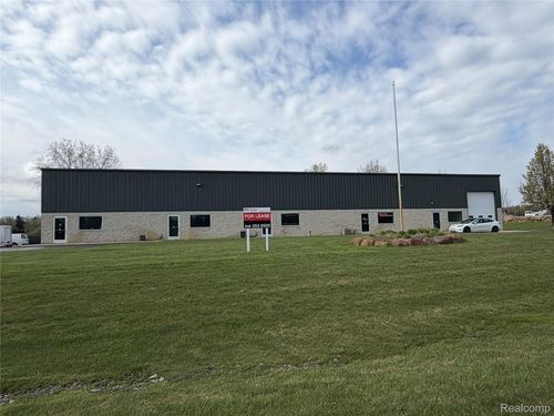 7084 Big Sky Dr, Holly, MI, 48442-9671 | Card Image