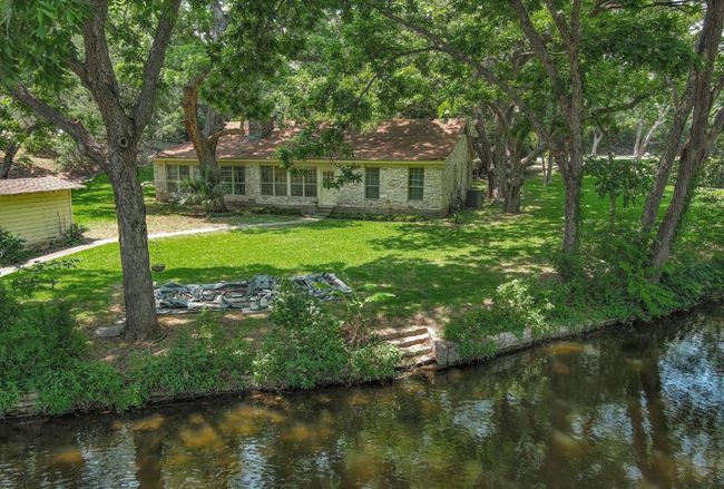 4703 Laguna Ln, House other with 3 bedrooms, 2 bathrooms and 2 parking in Austin TX | Image 8