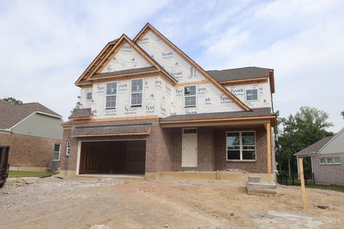 5505 White Pine Ln, Fairfield Twp, OH, 45011-4426 | Card Image