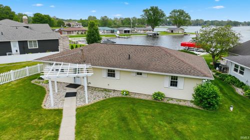 234 Ems B38 Ln, Leesburg, IN, 46538-9463 | Card Image
