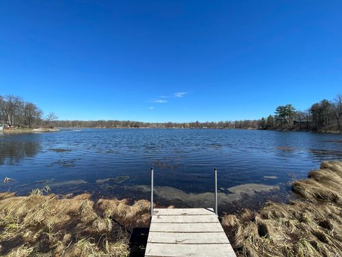 18522 Captive Lake Rd, Garrison, MN, 56450-9639 | Card Image