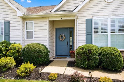 8 Bridle Way, Manchester, NJ, 08759-5166 | Card Image