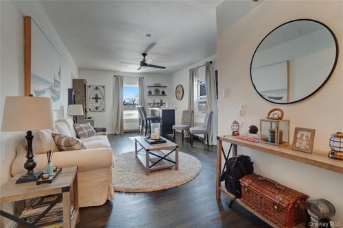 apt-c6-138 Beach Channel Dr, Rockaway Park, NY, 11694-1200 | Card Image