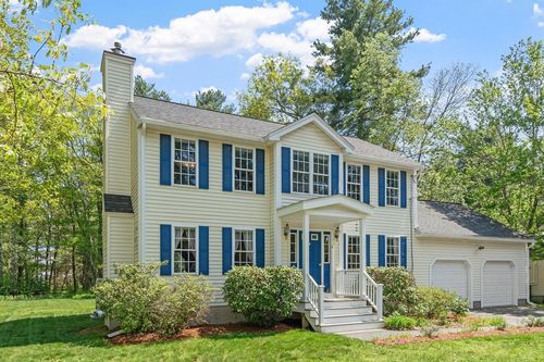 4 Weatherbee Rd, Shirley, MA, 01464-2523 | Card Image