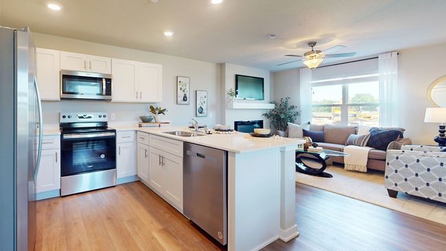15368 Coyote Dr, Condo with 3 bedrooms, 3 bathrooms and null parking in Urbandale IA | Image 8