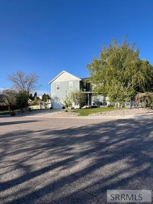 2202 Ivan Ave, Pocatello, ID, 83201-2061 | Card Image