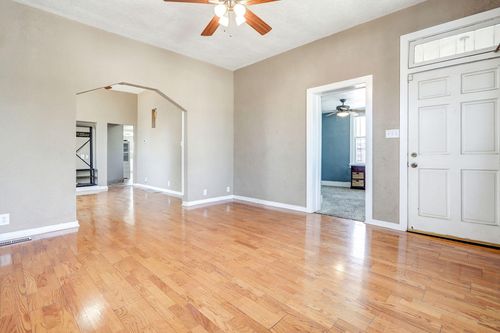 701 3rd St, Albuquerque, NM, 87102-4127 | Card Image