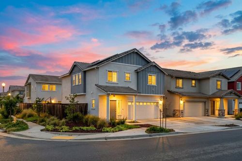 724 Independence Ave, Lincoln, CA, 95648-8495 | Card Image