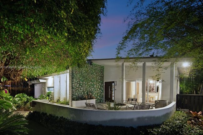 800 E Dilido Dr, House other with 3 bedrooms, 3 bathrooms and null parking in Miami Beach FL | Image 24