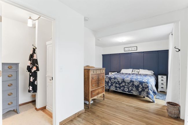 Walk in closet | Image 17
