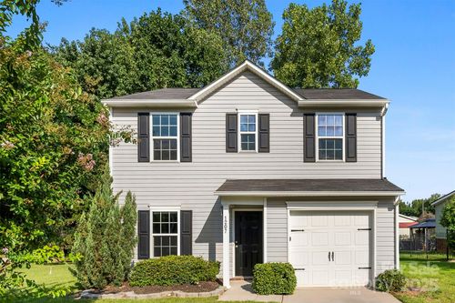 1207 Salvadore Ct, Gastonia, NC, 28052-7204 | Card Image