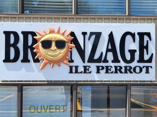 {{alt}} | Card Image