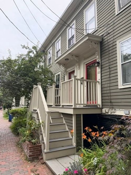 105-105 Pleasant St, Cambridge, MA, 02139-4446 | Card Image