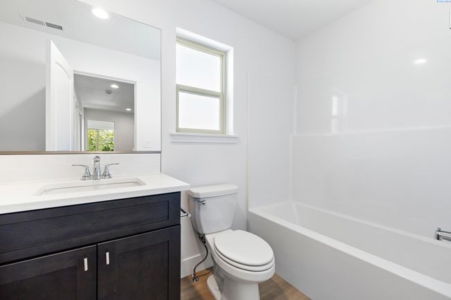 1140 S Underwood Pl, Home with 0 bedrooms, 0 bathrooms and null parking in Kennewick WA | Image 14