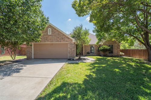 1001 Porter Pl, Sanger, TX, 76266-4006 | Card Image