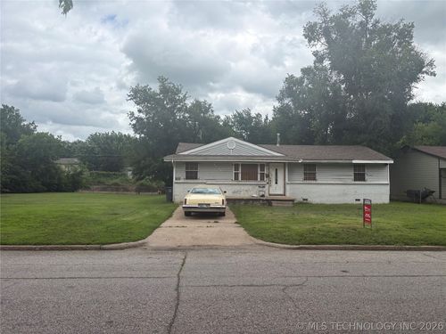 5233 N Frankfort Avenue, Tulsa, OK, 74126 | Card Image