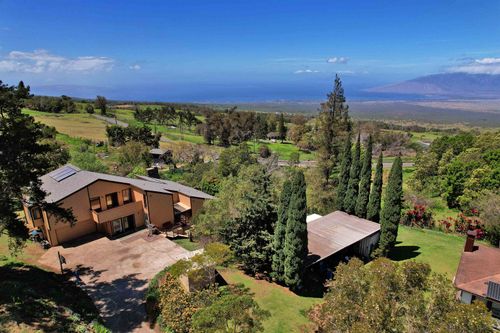 16 Kekaulike Ave, Kula, HI, 96790-7806 | Card Image