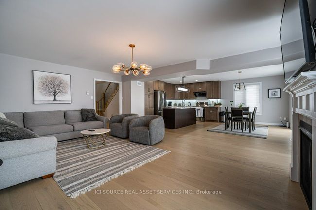 A - 505 Av Clayton, House other with 4 bedrooms, 4 bathrooms and 2 parking in Peterborough ON | Image 8