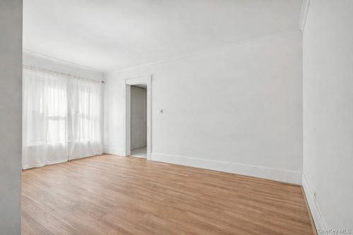 1-326 Holland St, Syracuse, NY, 13204-3704 | Card Image