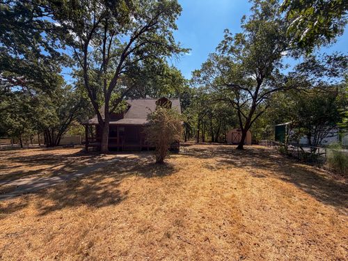 111 Rocky Rd, Pottsboro, TX, 75076-4169 | Card Image