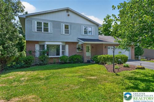1466 Willowbrook Dr, BETHLEHEM, PA, 18015-5654 | Card Image