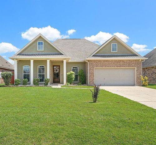 454 Scotch Pine Dr, Ponchatoula, LA, 70454-9416 | Card Image