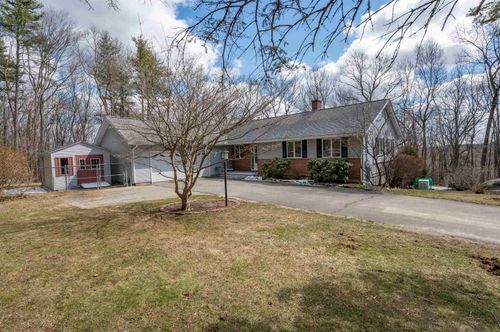 65 Bloody Brook Rd, Hampstead, NH, 03841-2126 | Card Image