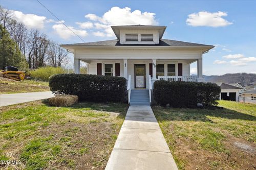 318 Boyd St, Erwin, TN, 37650-1302 | Card Image