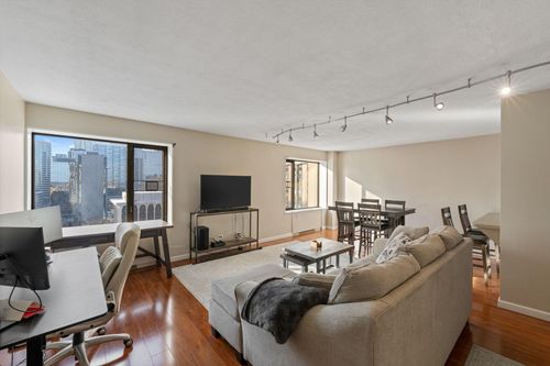 apt-b1503-19 S 1st St, Minneapolis, MN, 55401-1818 | Card Image