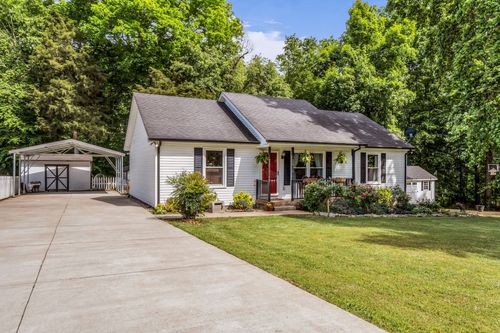 2017 Shawnee Ln, Greenbrier, TN, 37073-5198 | Card Image