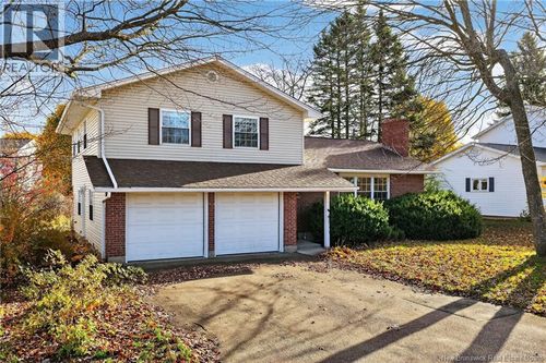 18 Grindstone Dr, Riverview, NB, E1B3N9 | Card Image