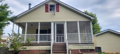 11054 Wood Run Cir, South Lyon, MI, 48178-6654 | Card Image