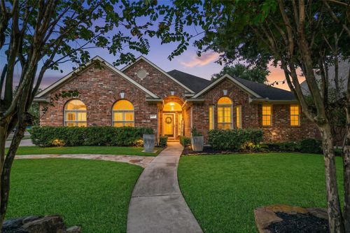18703 Aquatic Dr, Humble, TX, 77346-8021 | Card Image