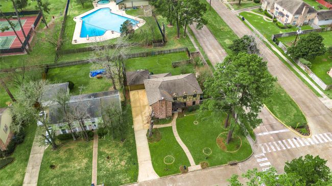 Premium lot just few steps from Recreational Center, Tennis courts, Parks, Pools, and much more! | Image 44