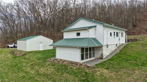 12413 Lick Run Rd, Newcomerstown, OH, 43832 | Card Image
