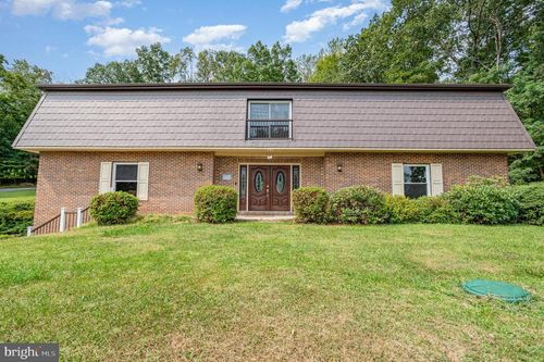 3 Dicken Dr, MARYSVILLE, PA, 17053-9702 | Card Image