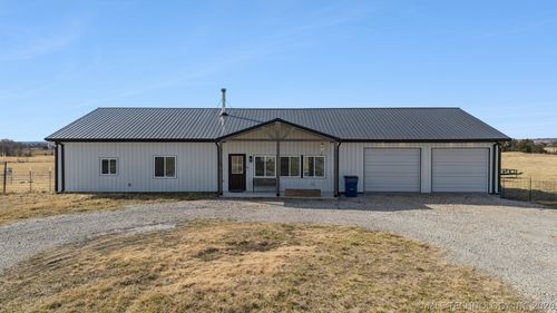 1327 W Davis, Nowata, OK, 74048 | Card Image